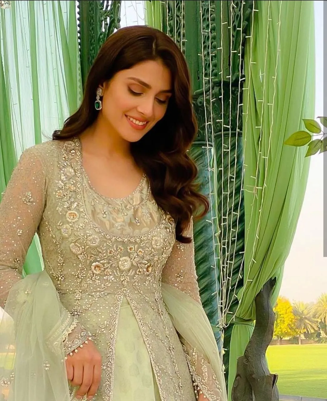 Ayeza Khan Wear Net Frock