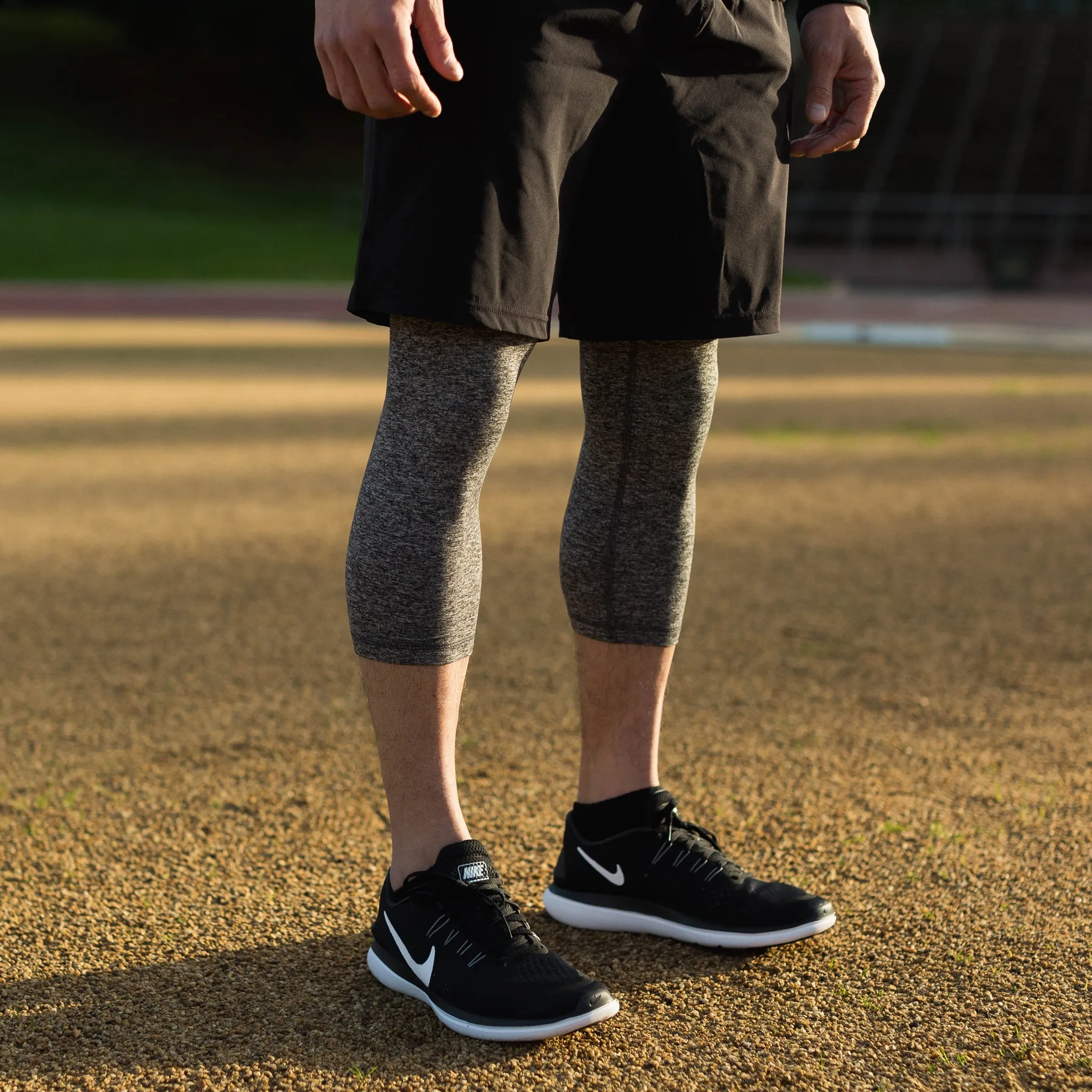 Momentum Compression 3/4 Pant in Granite