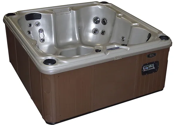 Royale Hot Tub